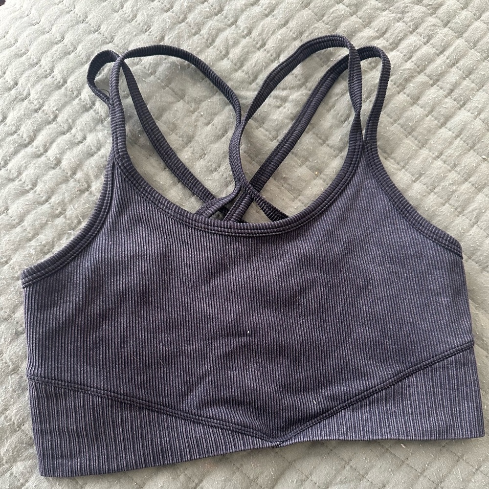 Black sports bra